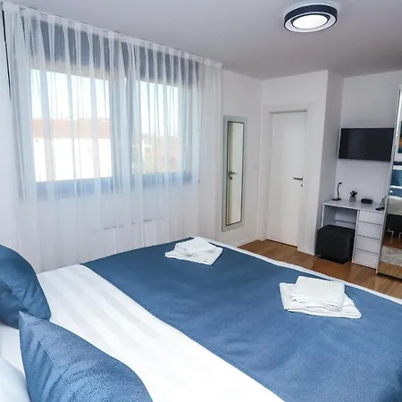 Keti With Private Pool & Garden In Vila *