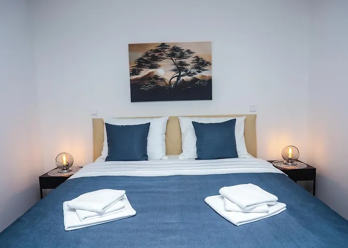 Luxury Modern Keti-private Pool&garden Villa *