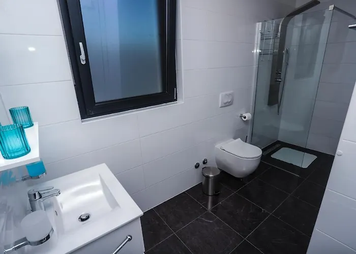 Luxury Modern Keti-private Pool&garden Villa Porec