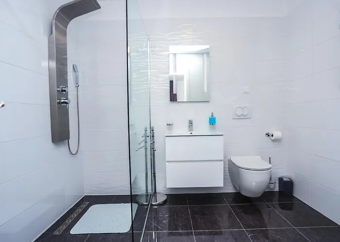 Luxury Modern Keti-private Pool&garden Villa