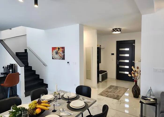 Luxury Modern Keti-private Pool&garden Villa Porec