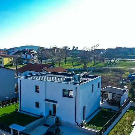 Luxury Modern Keti-private Pool&garden