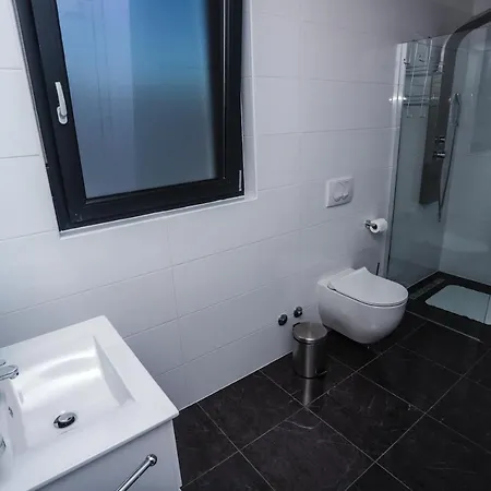 Luxury Modern Keti-private Pool&garden Villa Porec