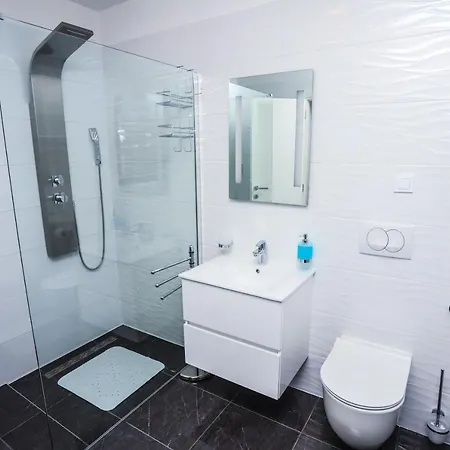 Luxury Modern Keti-private Pool&garden Villa *