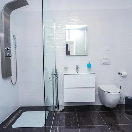 Luxury Modern Keti-private Pool&garden Villa
